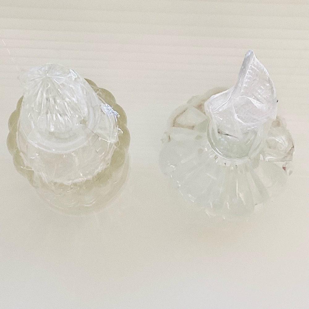 Vintage Perfume Vanity Glass Decor Bottles With Stopper - Picture 2 of 3